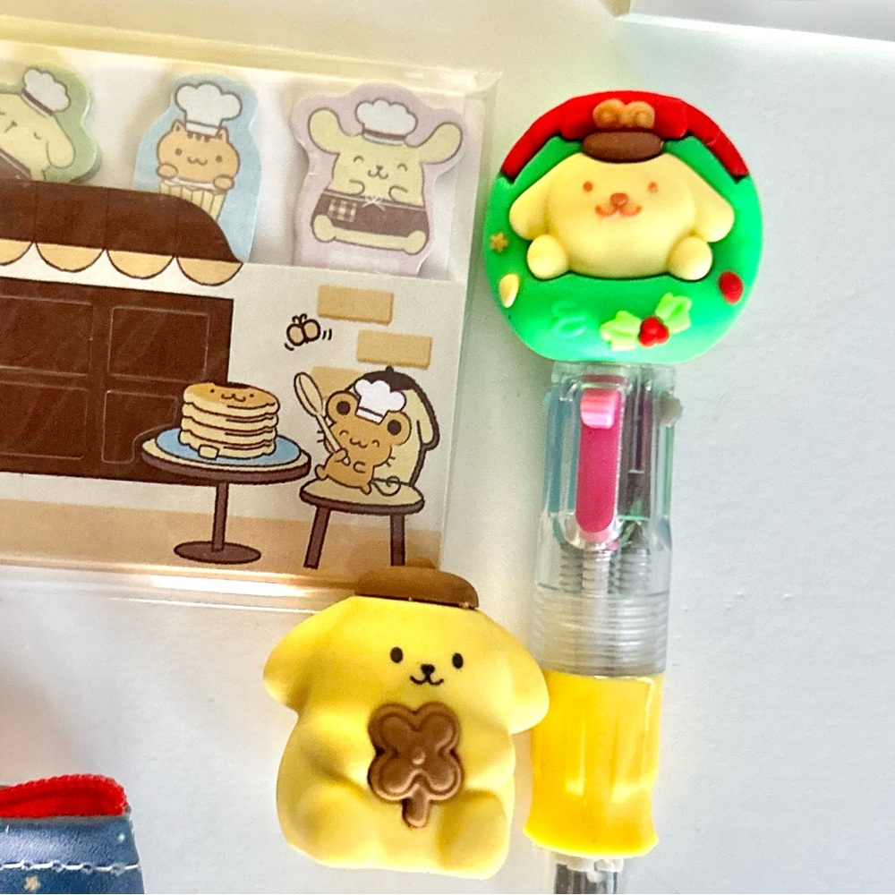 💛Pompompurin Adorable Christmas Stocking Stuffer 8-Piece Mini Bundle - Picture 3 of 10